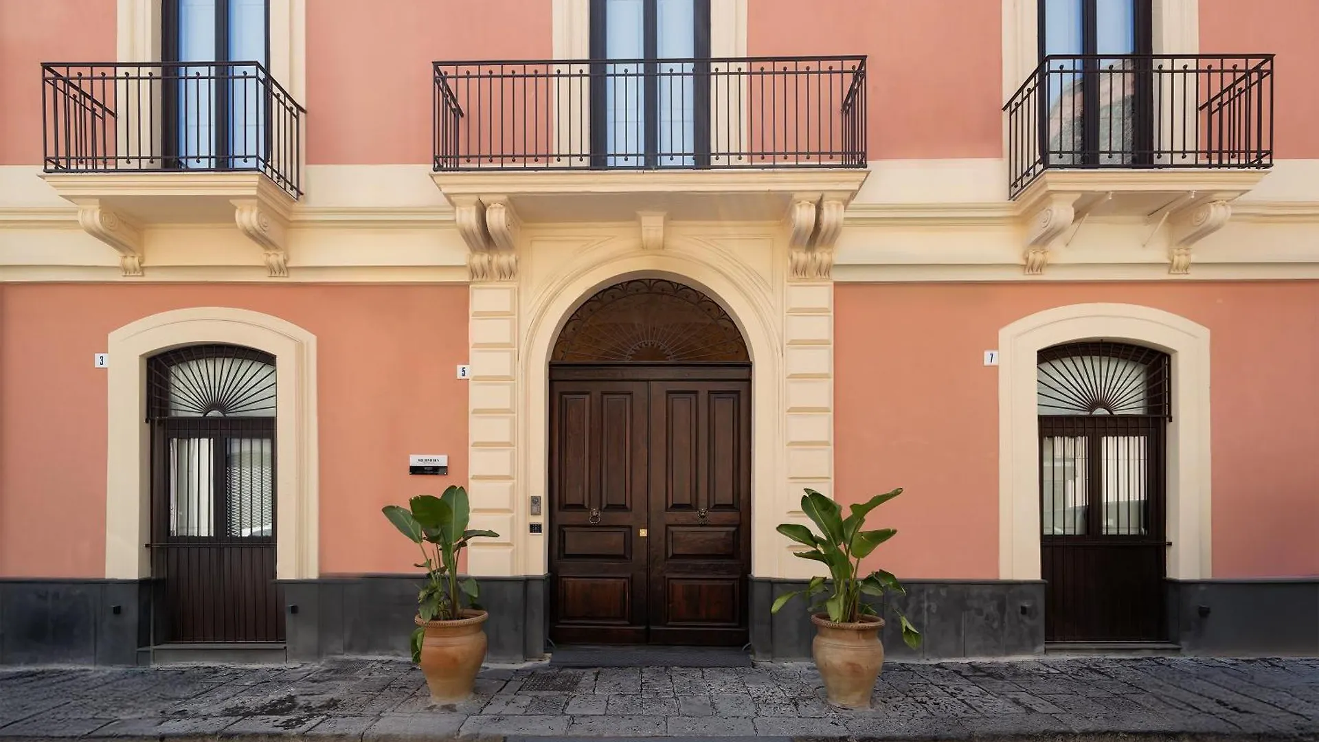 Trilocale Don Carlo 2 Double Rooms 2 Bathrooms Катания 0*,